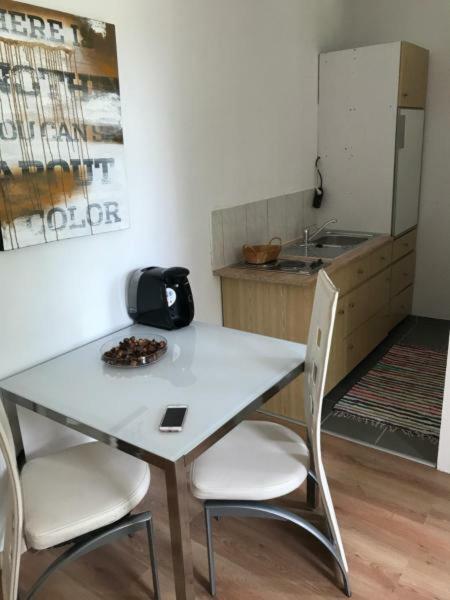 Arbeiterwohnungen Graz Hauptbahnhof Bagian luar foto